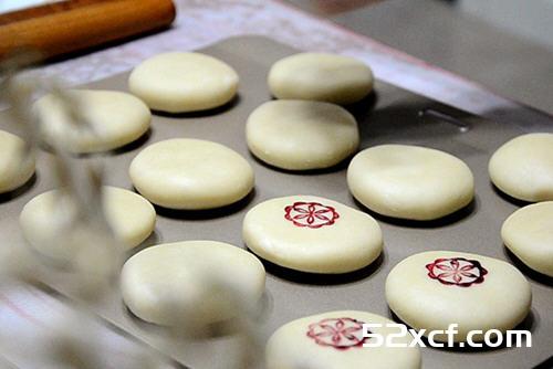 绿豆酥烤箱版的做法_图解在家用烤箱箱怎么做绿豆酥-我爱下厨房