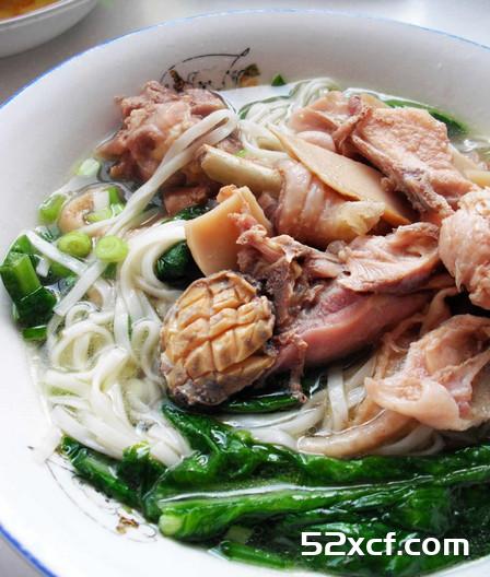 鲍鱼鸡汤面的做法