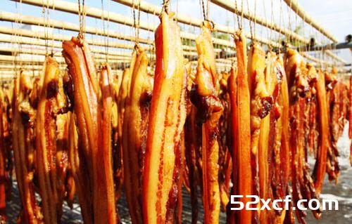 腊肉下雨多了发霉怎么处理？腊肉发霉了有很多白点还可以吃吗
