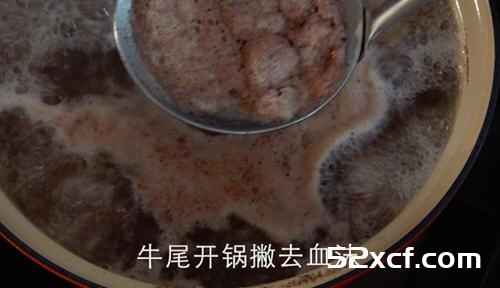 清炖牛尾汤砂锅版