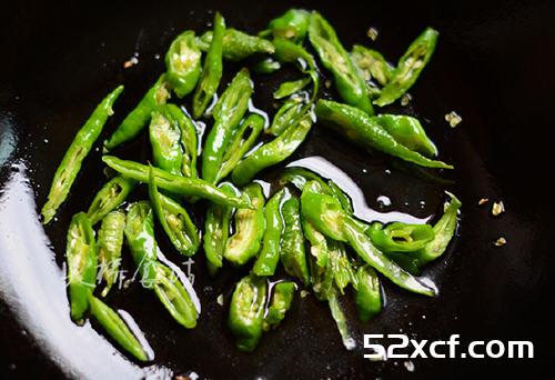 不用油炸青椒炒茄子