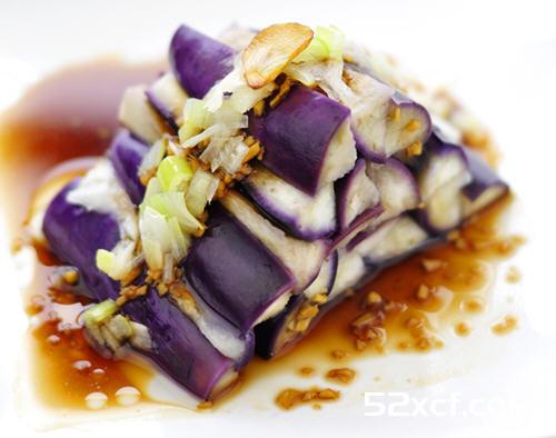 葱油蒸茄子的做法