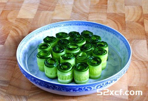 响油黄瓜卷的做法