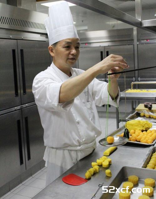 上海半岛酒店奶黄月饼配方和做法全程