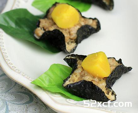 咸蛋黄紫菜包肉的做法