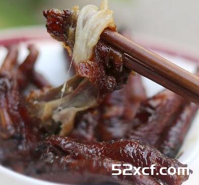 浓酱凤爪的做法