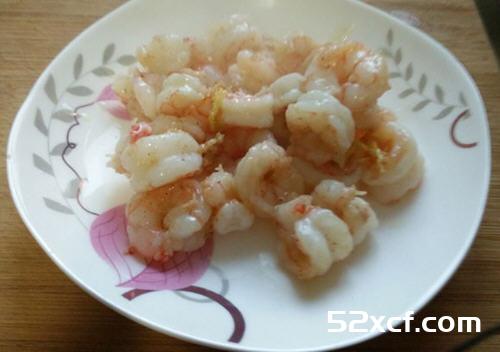 麻辣味的宫保虾球做法