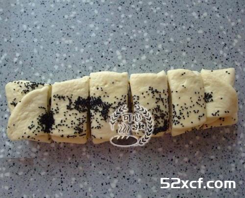 超级简单零失败的芝麻手撕面包做法图解_用中种法做简单零失败的芝麻手撕面包-我爱下厨房