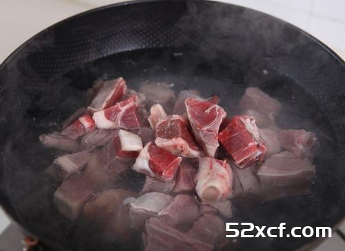 炖羊肉的家常做法