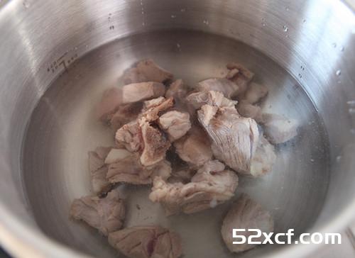 炖羊肉的家常做法