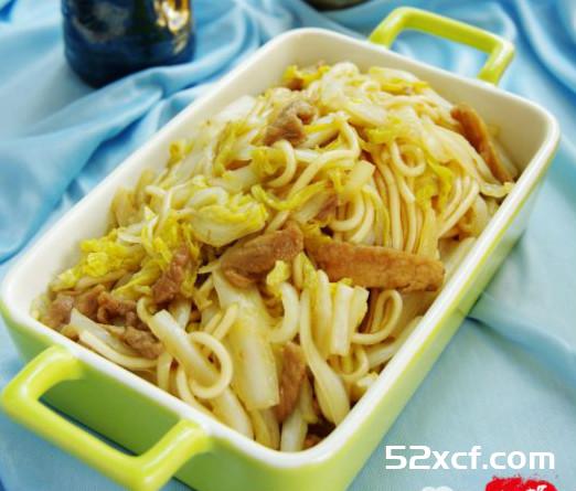 娃娃菜炖鲜土豆粉的做法教