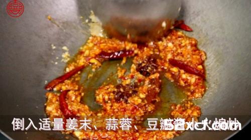 小笋烧排骨的做法