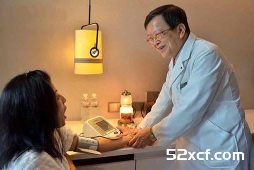 高血压怎么泡汤？前后要量血压防猝死