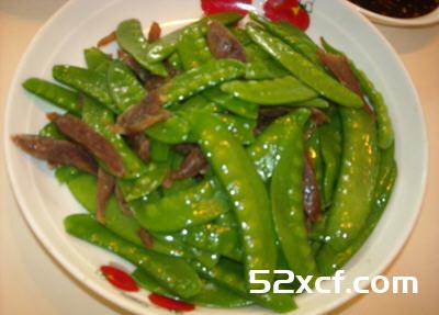 荷兰豆炒红肠的做法