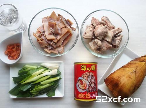 鱿鱼螺肉蒜汤的做法