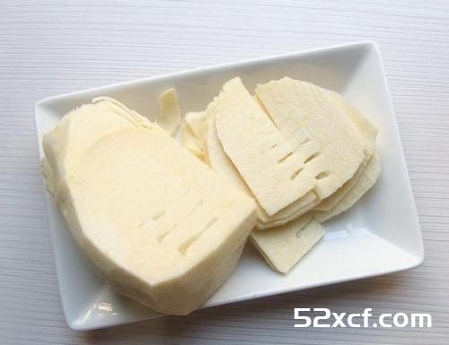 鱿鱼螺肉蒜汤的做法