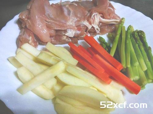 香苹鸡肉卷的做法