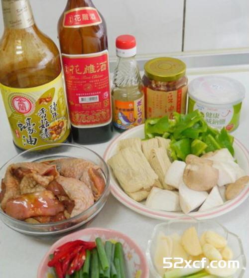花雕鸡煲的做法