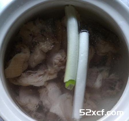 家常清炖鸡汤的