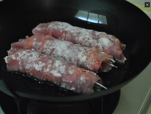 金针菇肉卷的做法
