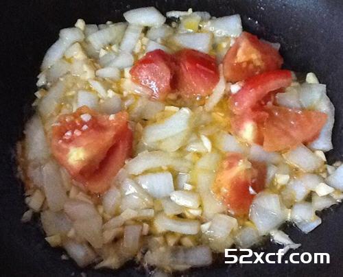 茄汁蛤蛎菇菇义大利面的做法