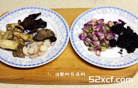 玫瑰黑糖四物汤的做法