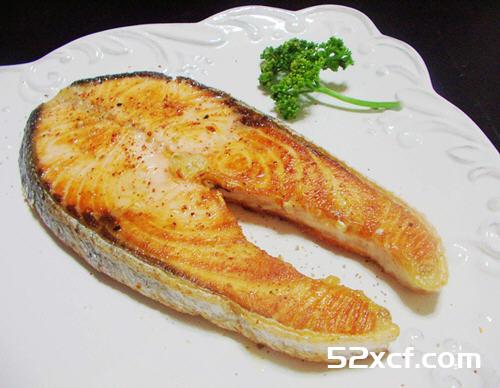 香煎鲑鱼的做法
