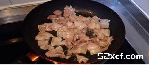 肉蛋炒蒜薹的做法