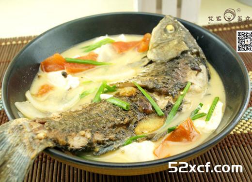 番茄鲫鱼豆腐汤的做法