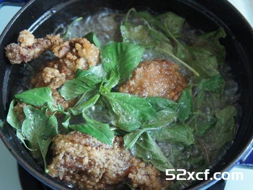 蒜味炸鸡的做法