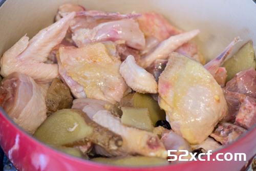 古法桂圆酒香麻油鸡的做法