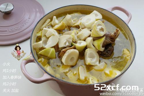 春笋炖鸡的做法