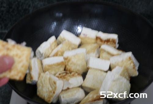 鸡汤炖豆腐的家常做法