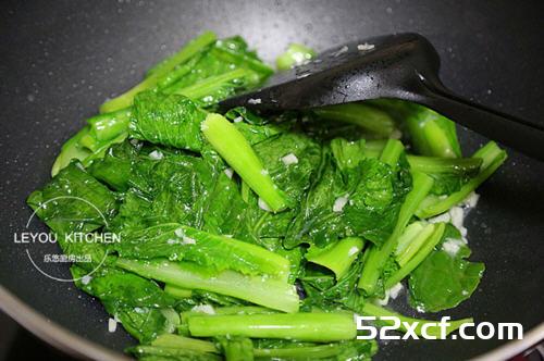 蒜蓉小白菜的做法