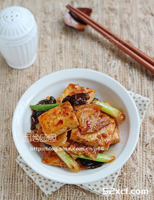 家常豆腐豆瓣酱