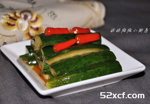椒油酸辣黄瓜条的做法