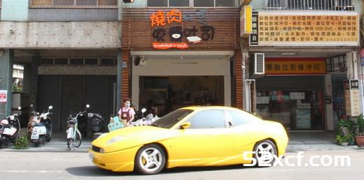 来高雄《烧肉咬蛋店》天天让你过中秋