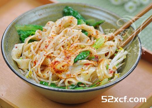蓝田裤带面的做法