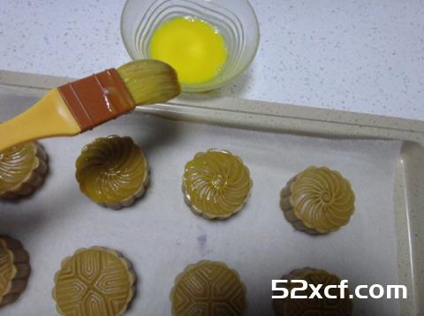 黑糖咖啡百丽广式月饼的做法