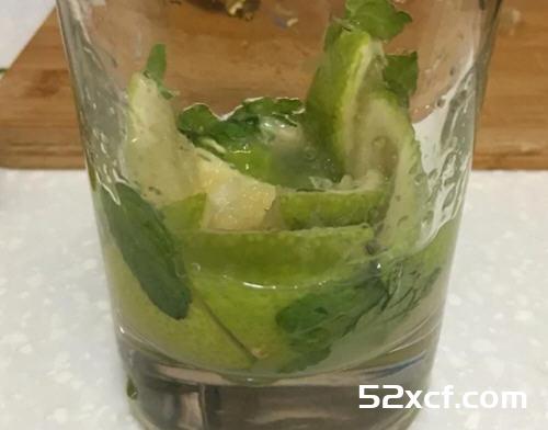 自制mojito鸡尾酒