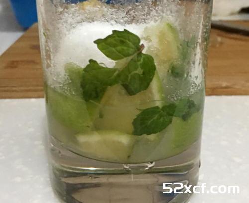 自制mojito鸡尾酒