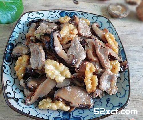 香菇核桃肉片的做法