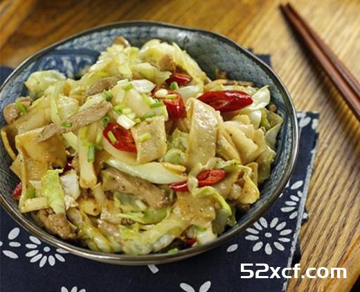 包菜肉丝炒豆丝的做法