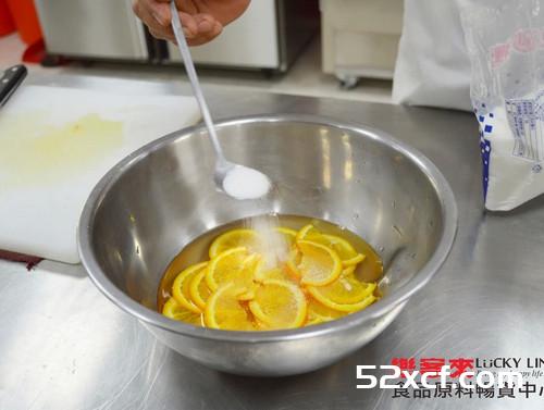 乐客来的橙香乳酪蛋糕的做法