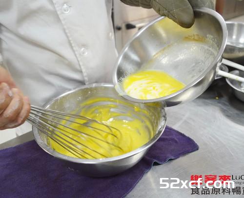 乐客来的橙香乳酪蛋糕的做法
