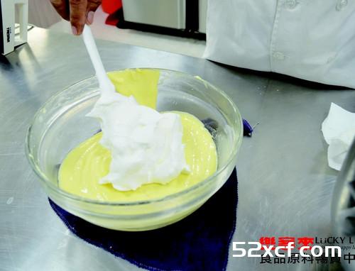 乐客来的橙香乳酪蛋糕的做法