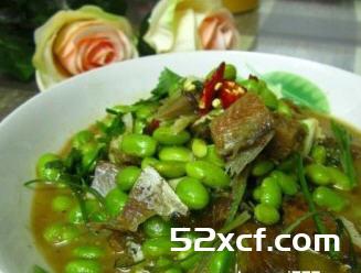 咸鱼烧毛豆的做法