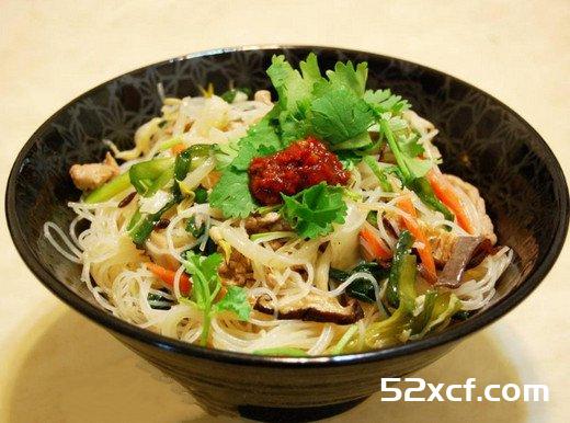 家常炒米粉的做法