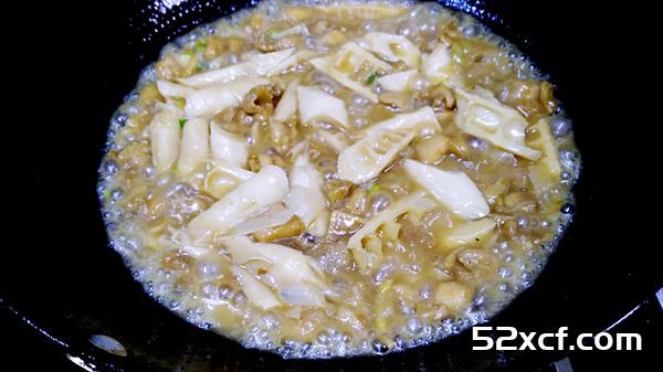 竹笋烧鸡腿肉的做法