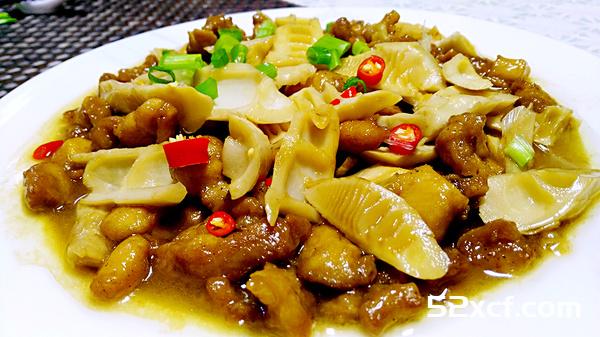 竹笋烧鸡腿肉的做法